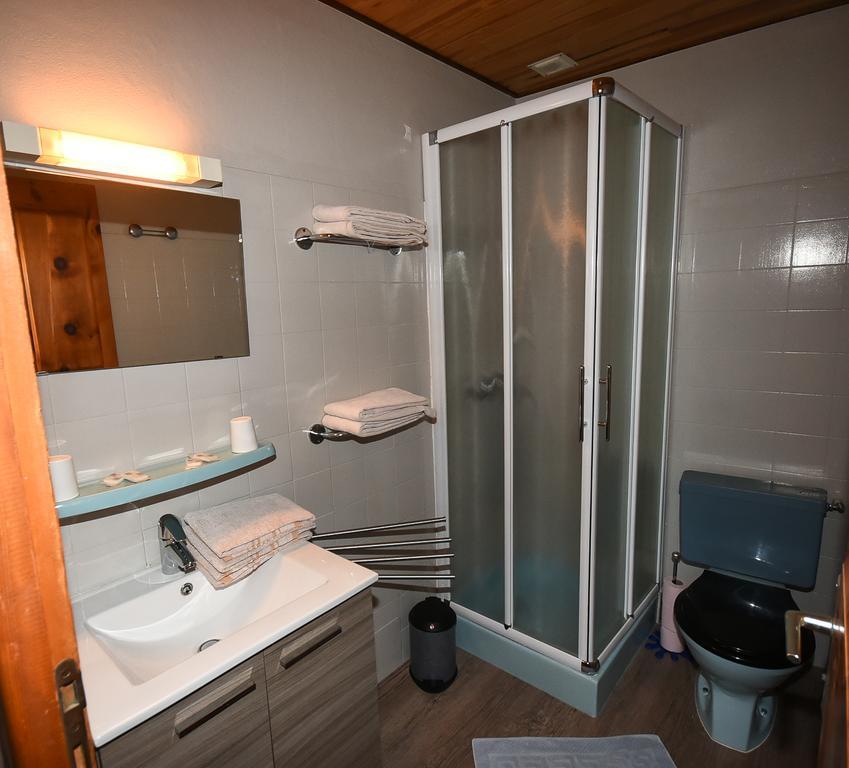 La Vieille Auberge Vars  Exteriör bild